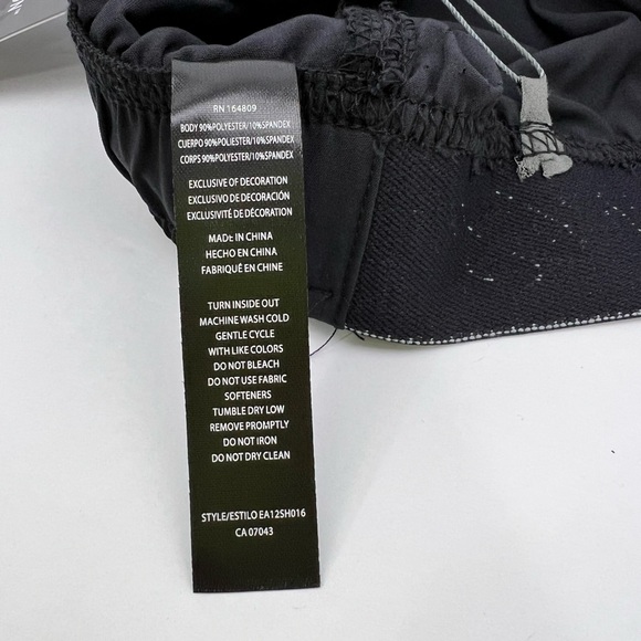 PERRY ELLIS BLACK, LARGE, WORKOUT SHORTS, 4 WAY STRETCH, MOISTURE WICKING - Picture 14 of 16